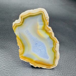 Agate Iris