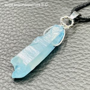 Pendentif cristal de roche aqua-aura (réf aa8)