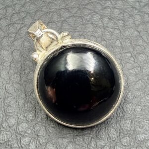 Pendentif en Spinelle Noir
