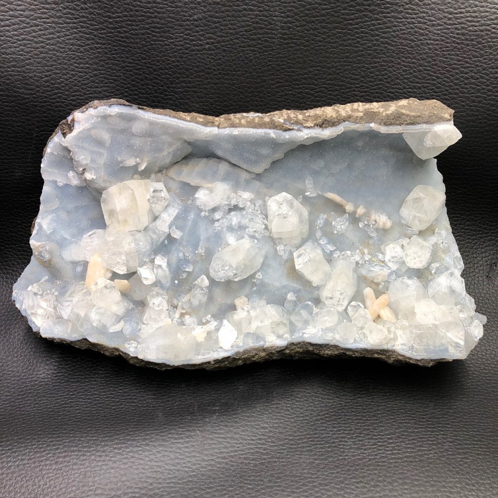 Enorme APOPHYLLITE VERTE Sur STILBITE - PUNE Inde