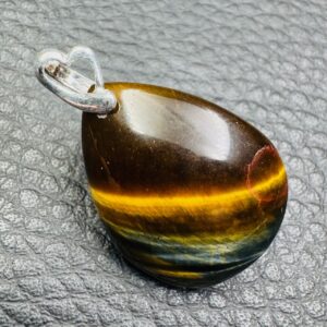 Pendentif Oeil de Faucon