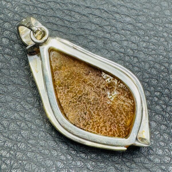Pendentif en Ambre Jaune de la Mer Baltique (réf pa25) – Image 4