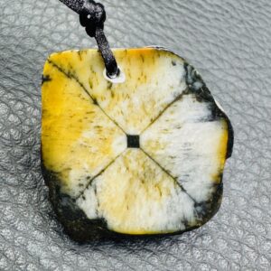 Pendentif en Chiastolite