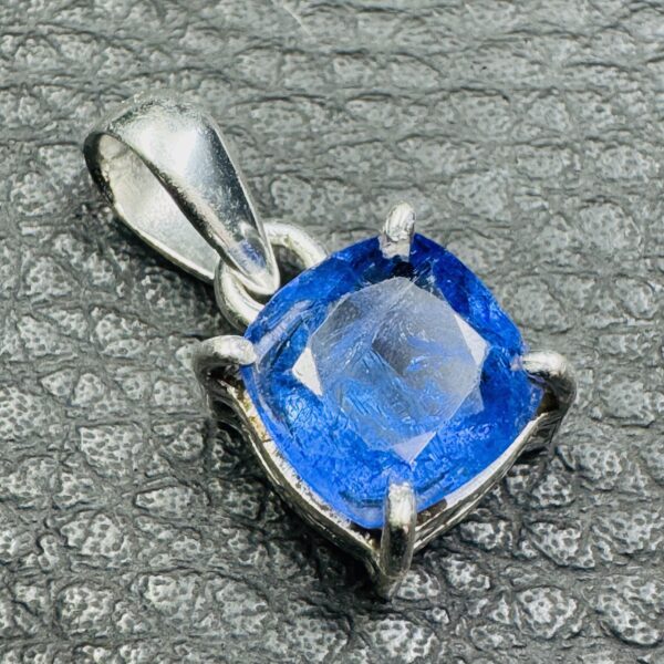 Pendentif en Tanzanite Gemme de Tanzanie (ref ptz10) – Image 3