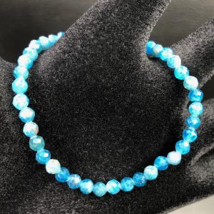 Bracelet en apatite bleue de Madagascar « perles facettées de 4 mm »