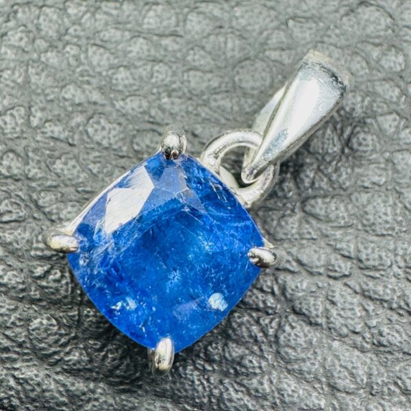 Pendentif en Tanzanite "Gemme" de Tanzanie (réf ptz2) – Image 2