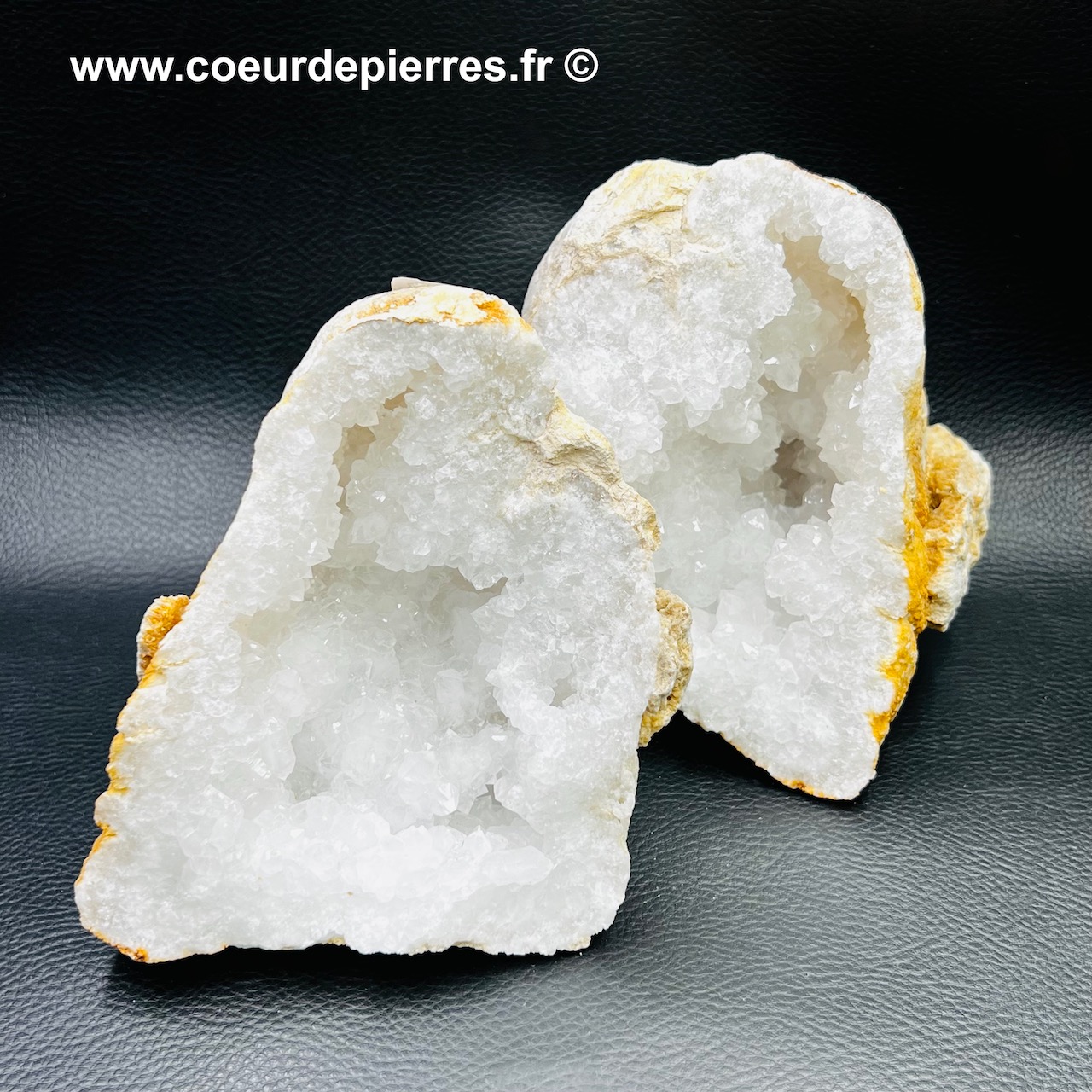 Géode de cristal de roche du Maroc de 2,720kg (réf gcr4)