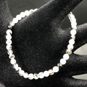 Bracelet en cristal de roche avec inclusions de tourmaline du Brésil « perles de 4 mm »
