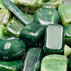 Jade de Namibie en pierres roulées « grande taille »