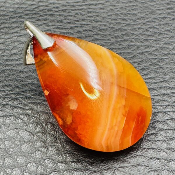 Pendentif en cornaline de Madagascar (réf co7) – Image 2