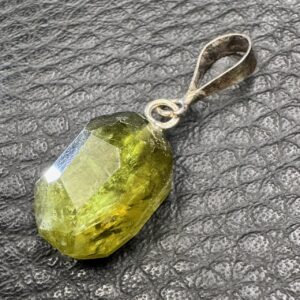 Pendentif en Grenat Vert