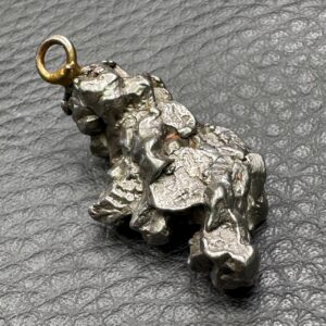 Pendentif En Météorite