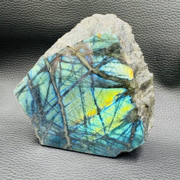 Labradorite Brute "une Face Polie" (réf l1f1) – Image 2