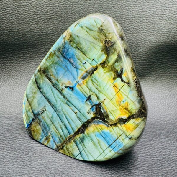 Labradorite Verte de Madagascar "bloc poli" (réf blp75) – Image 3