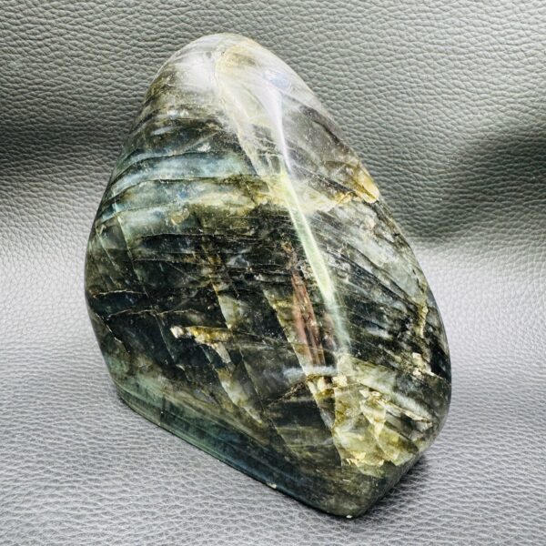 Labradorite Verte de Madagascar "bloc poli" (réf blp75) – Image 5