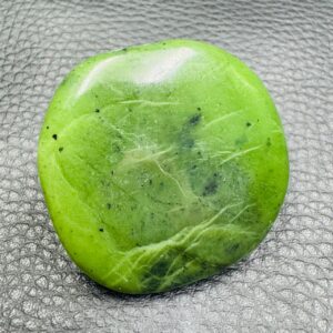 Galet en Jade