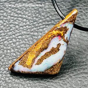Pendentif en opale boulder d’Australie de 43,5 carats (réf po61)
