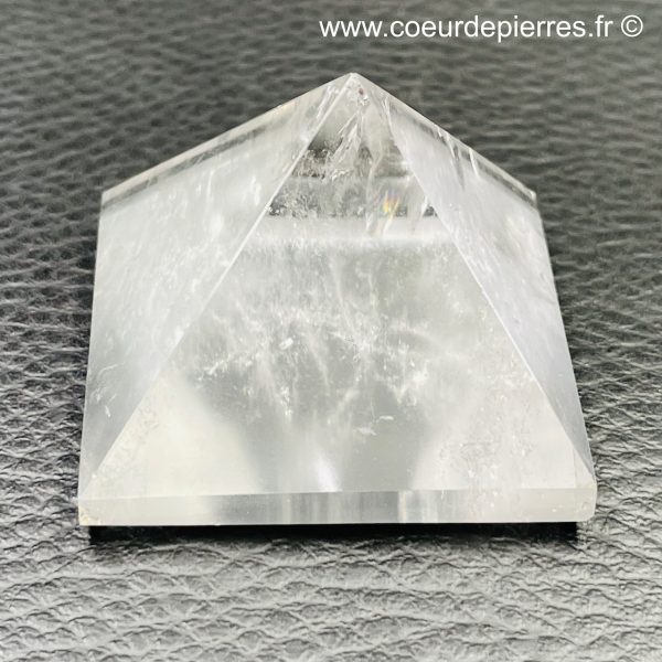 pyramide cristal de roche