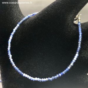 Bracelet en iolite de Madagascar « perles facettés de 2mm »
