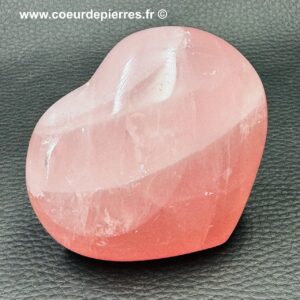 Coeur en quartz rose de Madagascar (réf cqr5)