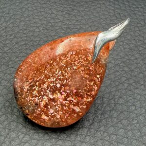 Pendentif en Pierre de Soleil