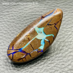 Opale boulder polie «cabochon» de 50,5 carats (réf oba55)