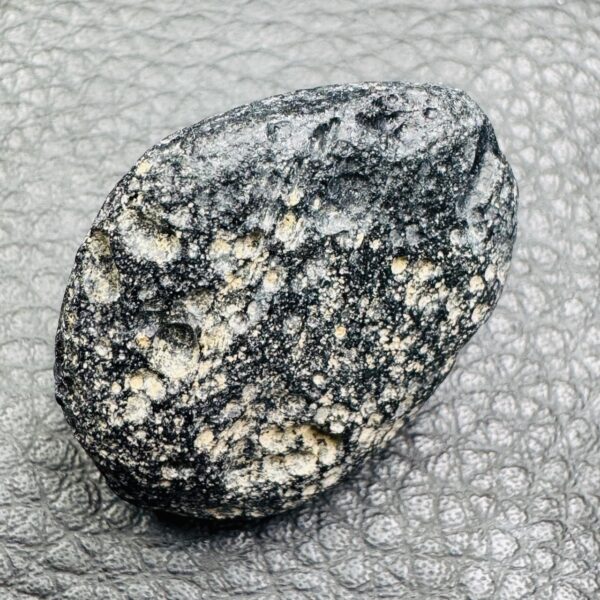 Tectite "Verre de Météorite" de Chine (réf te10) – Image 2