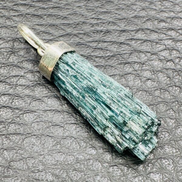 Pendentif en Tourmaline Indicolite (réf pti2) – Image 2