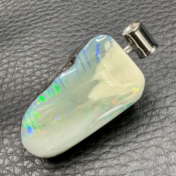 Pendentif en Opale Noire d'Honduras (réf poh14) – Image 3