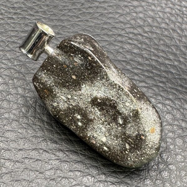 Pendentif en Opale Noire d'Honduras (réf poh14) – Image 7