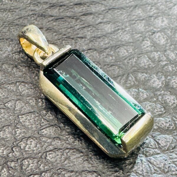 Pendentif en Tourmaline Bleue du Brésil (réf pti3) – Image 3