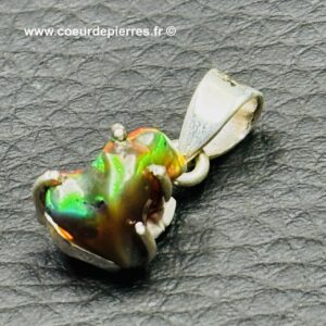 Pendentif en opale noire d’Ethiopie (réf poe9)