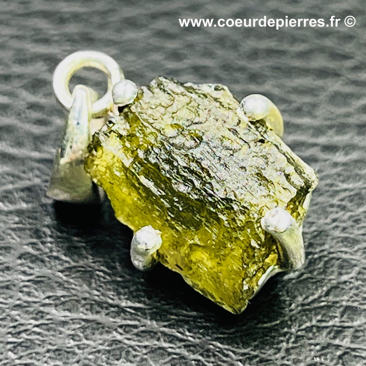 Pendentif Moldavite « Chlum » de République Tchèque (réf pdm4)