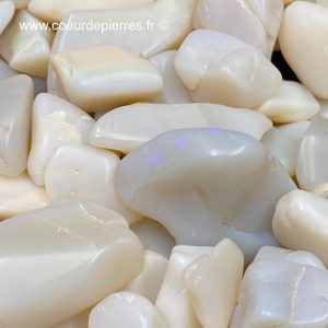 Opale blanche en pierres roulées d’Australie “taille moyenne”