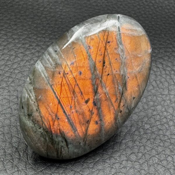 Galet Labradorite