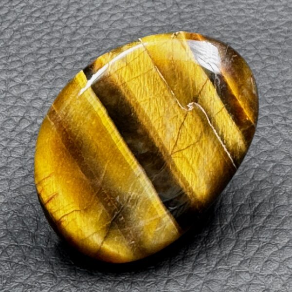Galet en Oeil de Tigre