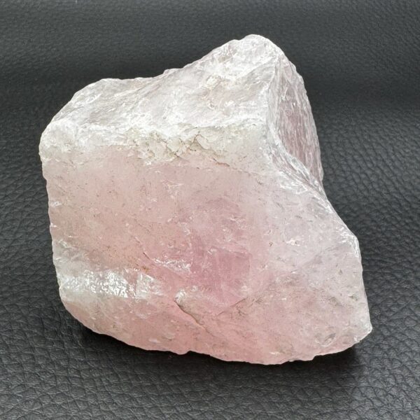 Quartz Rose "brut" de madagascar (réf prb11) – Image 2