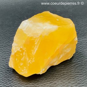 Calcite orange brute de Madagascar (réf cob5)