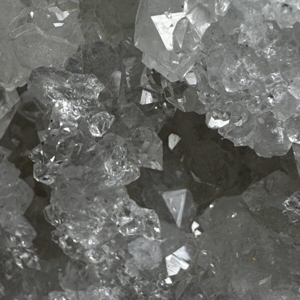 Géode de Cristal de Roche du Maroc (réf gcr15) – Image 3