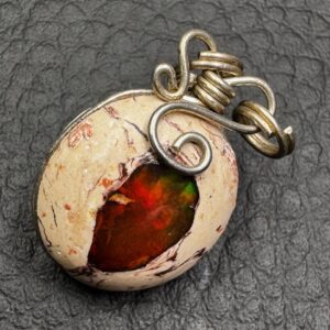 Pendentif En Opale De Feu