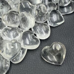 Coeur en cristal de roche