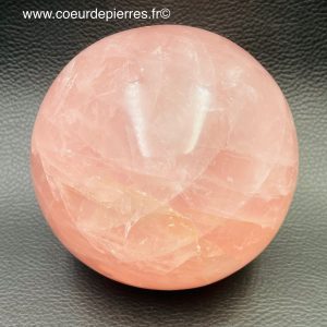 Sphère en quartz rose de Madagascar 1,453 kg (Réf sqr7)