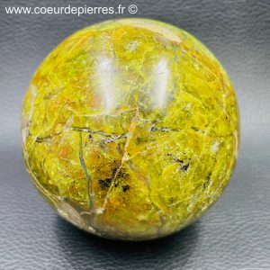 Sphère en opale verte de Madagascar (réf op4)