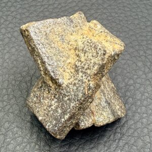 Staurolite Maclé