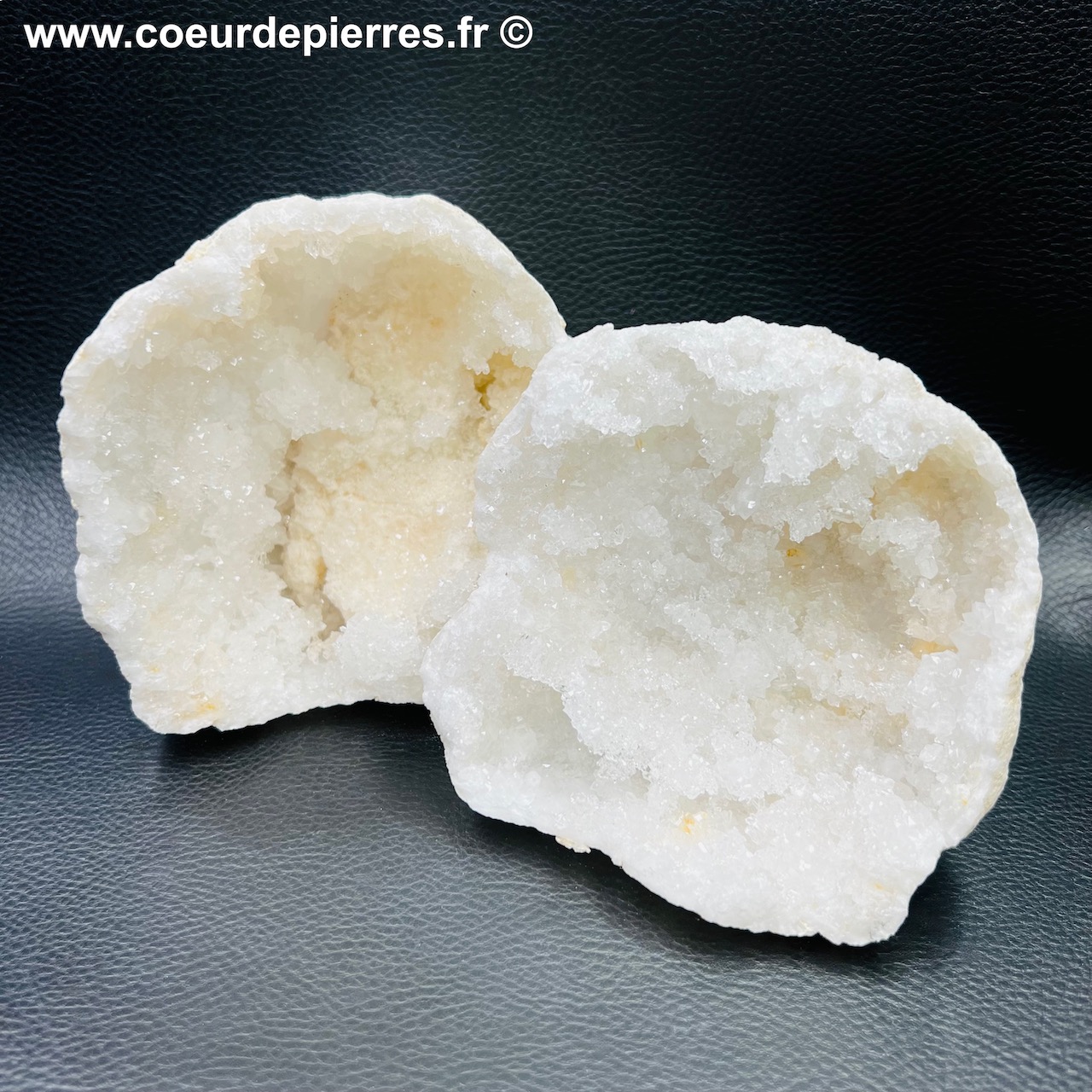 Géode de cristal de roche du Maroc 1,021kg (réf gcr15)