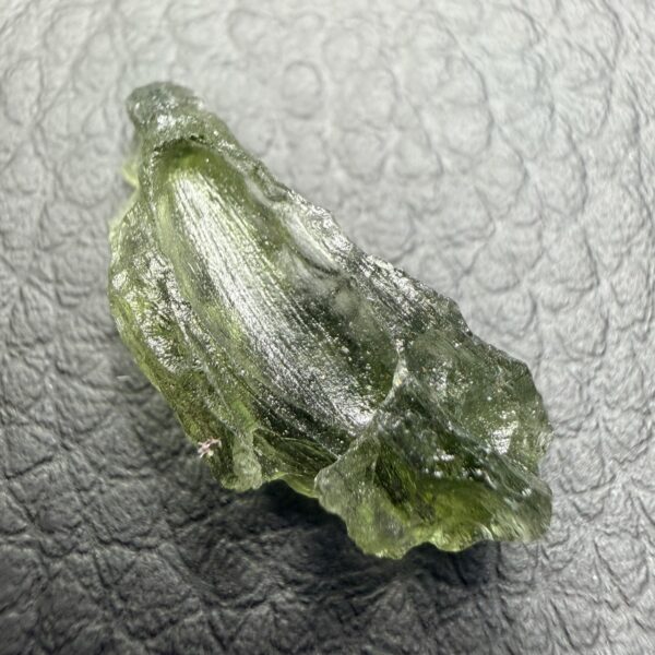 Moldavite “Maly Chlum” de République Tchèque (réf md10) – Image 2