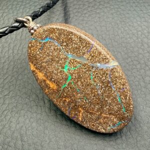 Pendentif en Opale Boulder