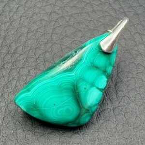 Pendentif en Malachite