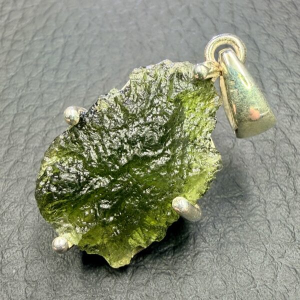 Pendentif Moldavite