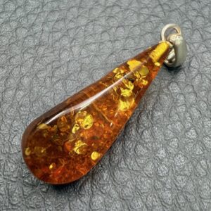 Pendentif en Ambre Baltique